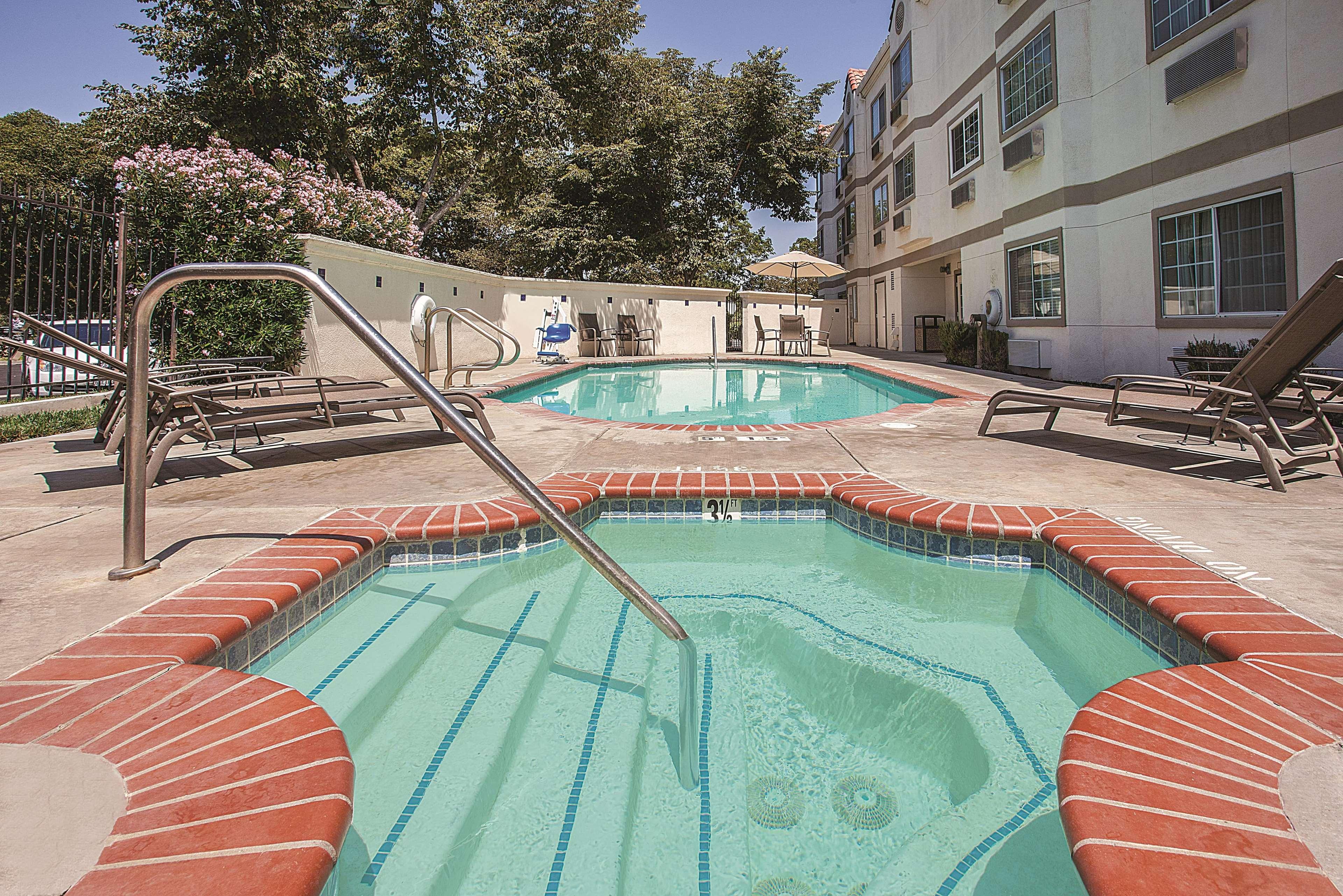 מלון La Quinta By Wyndham דיוויס מראה חיצוני תמונה